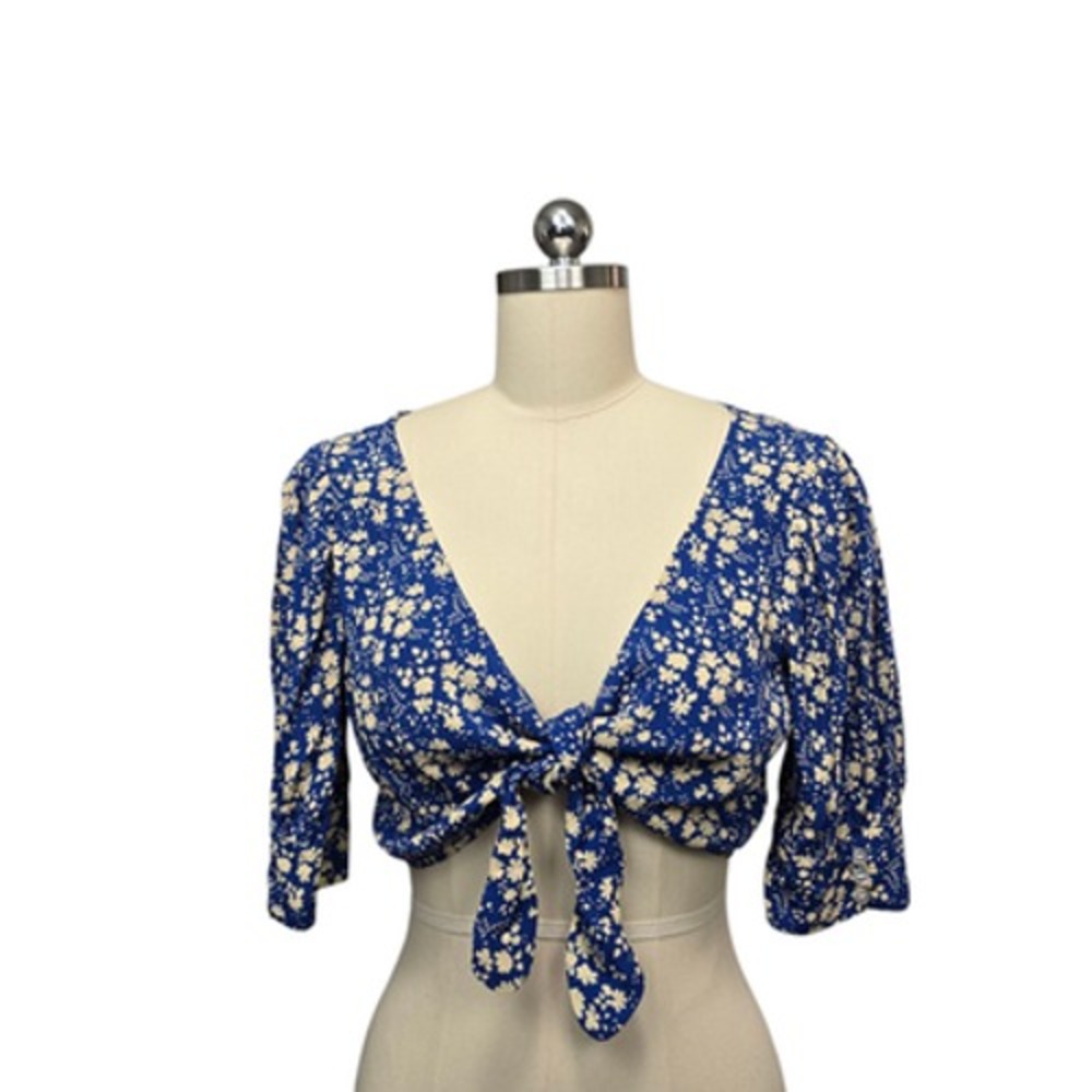 For Love & Lemons Shirt Womens Medium Blue Floral Tie Front Crop Puff Sleeve